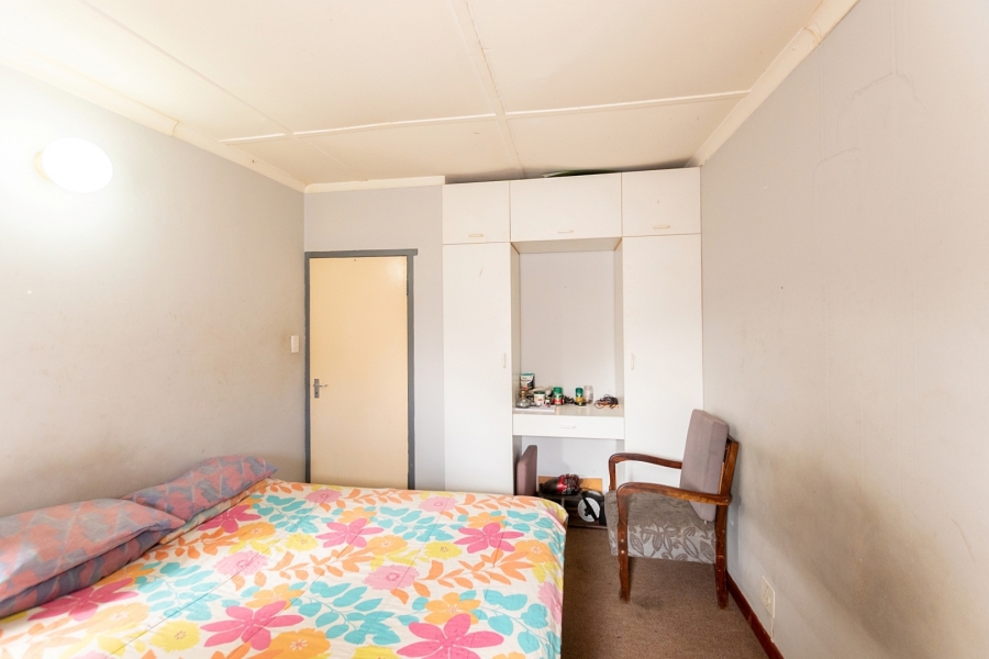 6 Bedroom Property for Sale in Laaiplek Western Cape